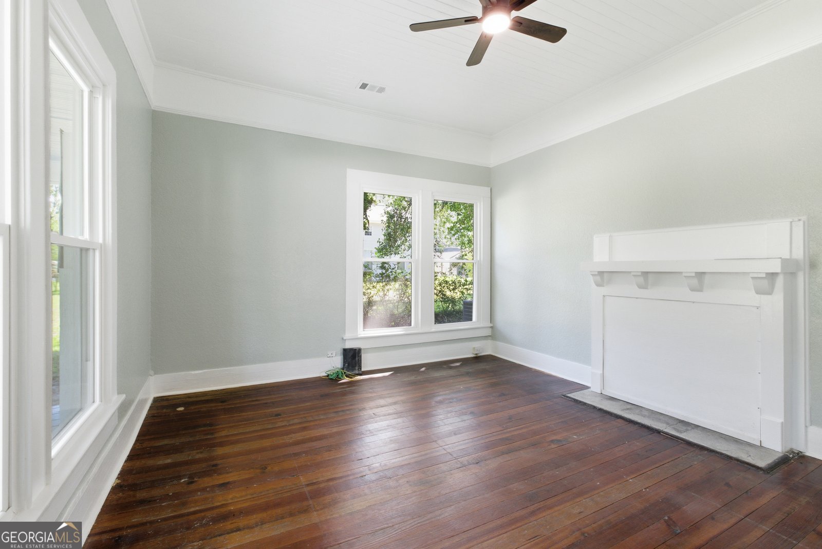 23 Warnock Street Register - Photo 12