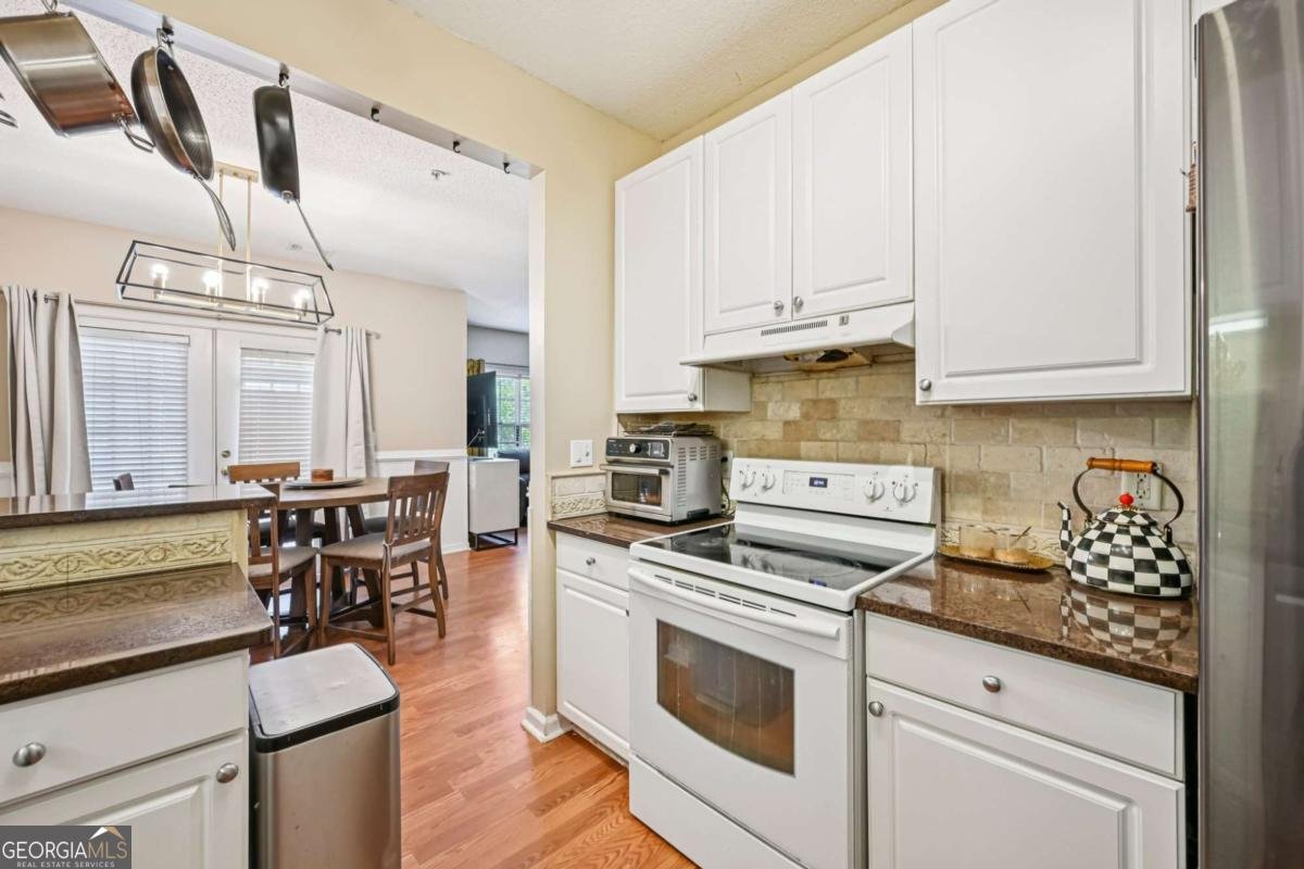 5106 Woodland Lane Alpharetta - Photo 11