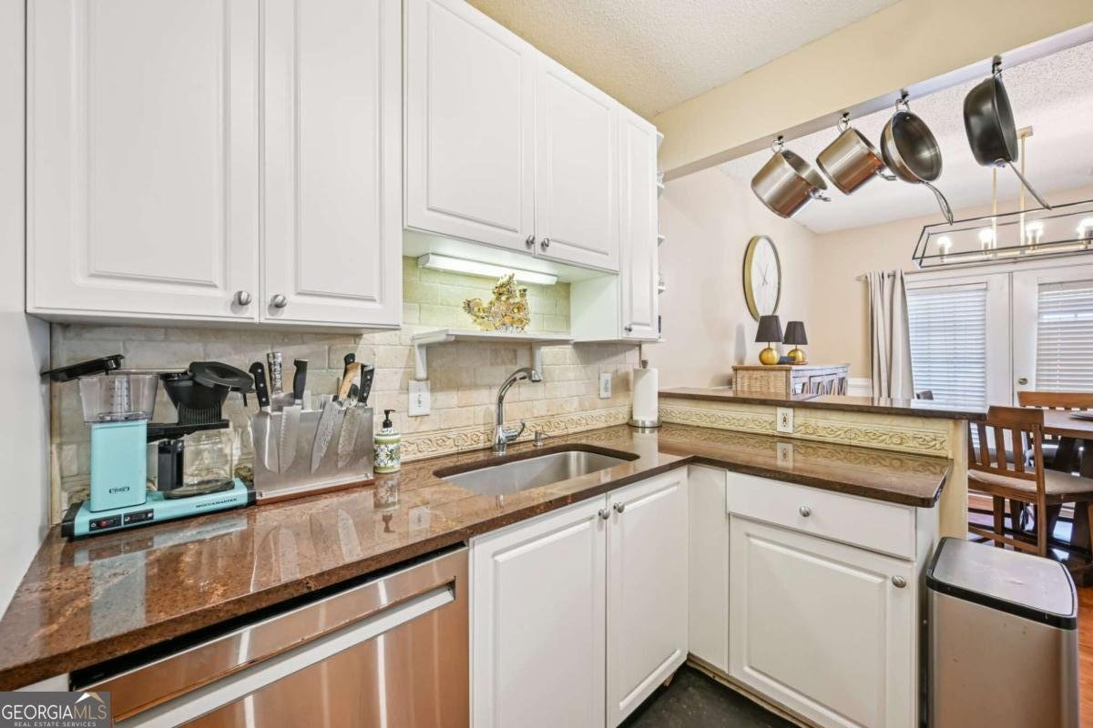 5106 Woodland Lane Alpharetta - Photo 12