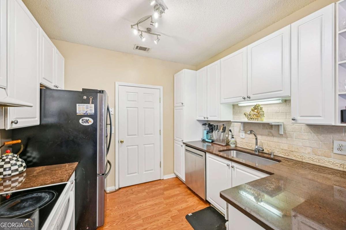 5106 Woodland Lane Alpharetta - Photo 13
