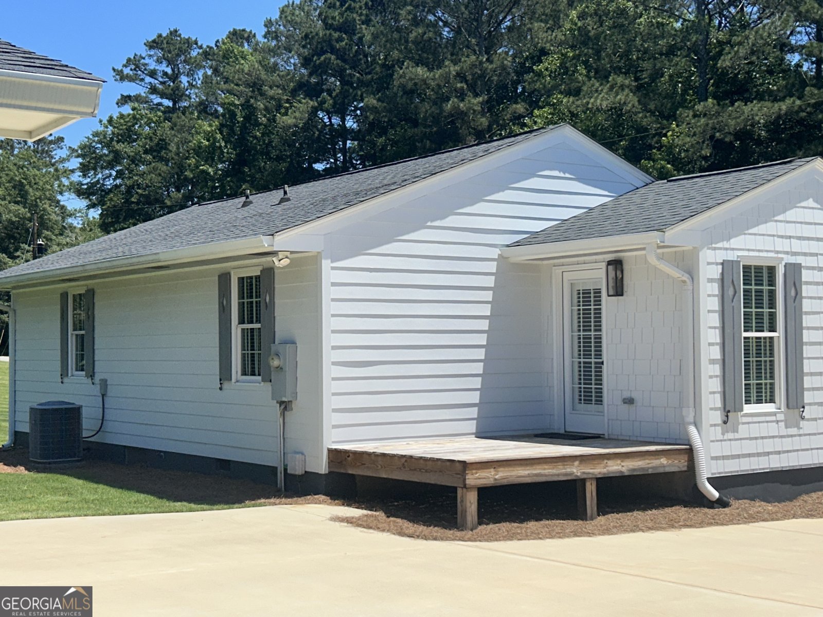 272 Lakeview Drive Winterville - Photo 12
