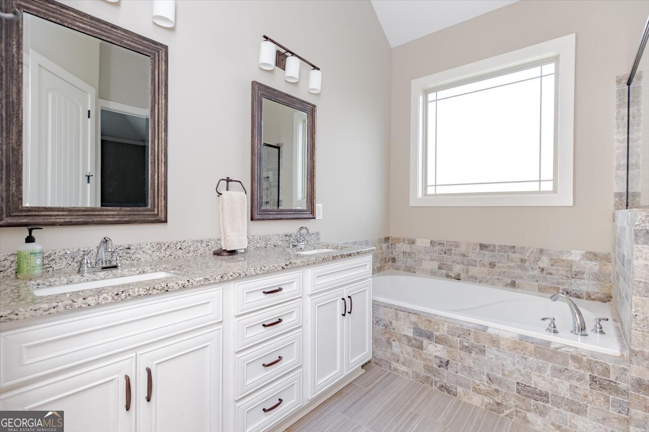 113 Barnyard Way Perry - Photo 35