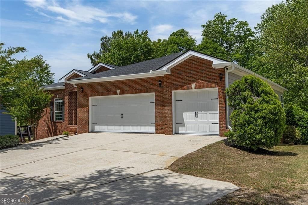 8828 Patricia Rose douglasville - main photo