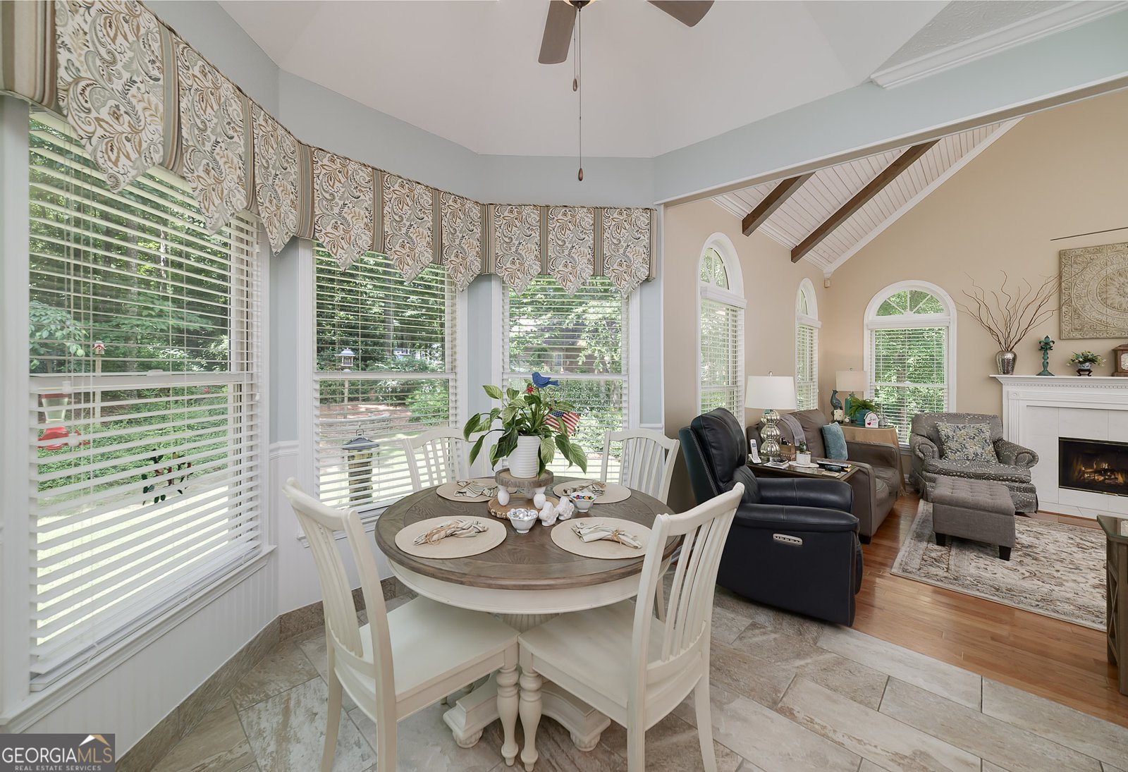 215 Oakwood Lakes Drive Hampton - Photo 6