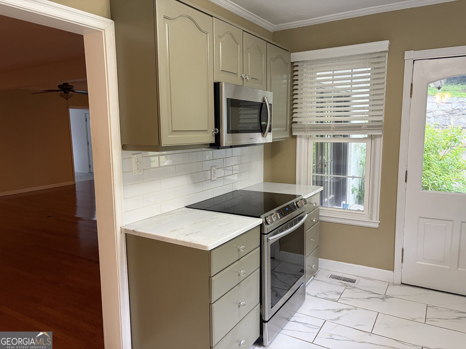 323 Trammell Street Calhoun - Photo 9