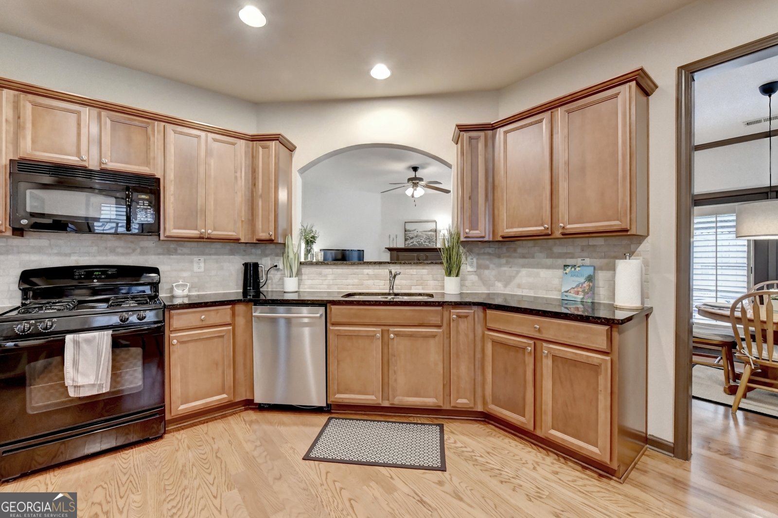 4805 Mistybrooke Court Alpharetta - Photo 10