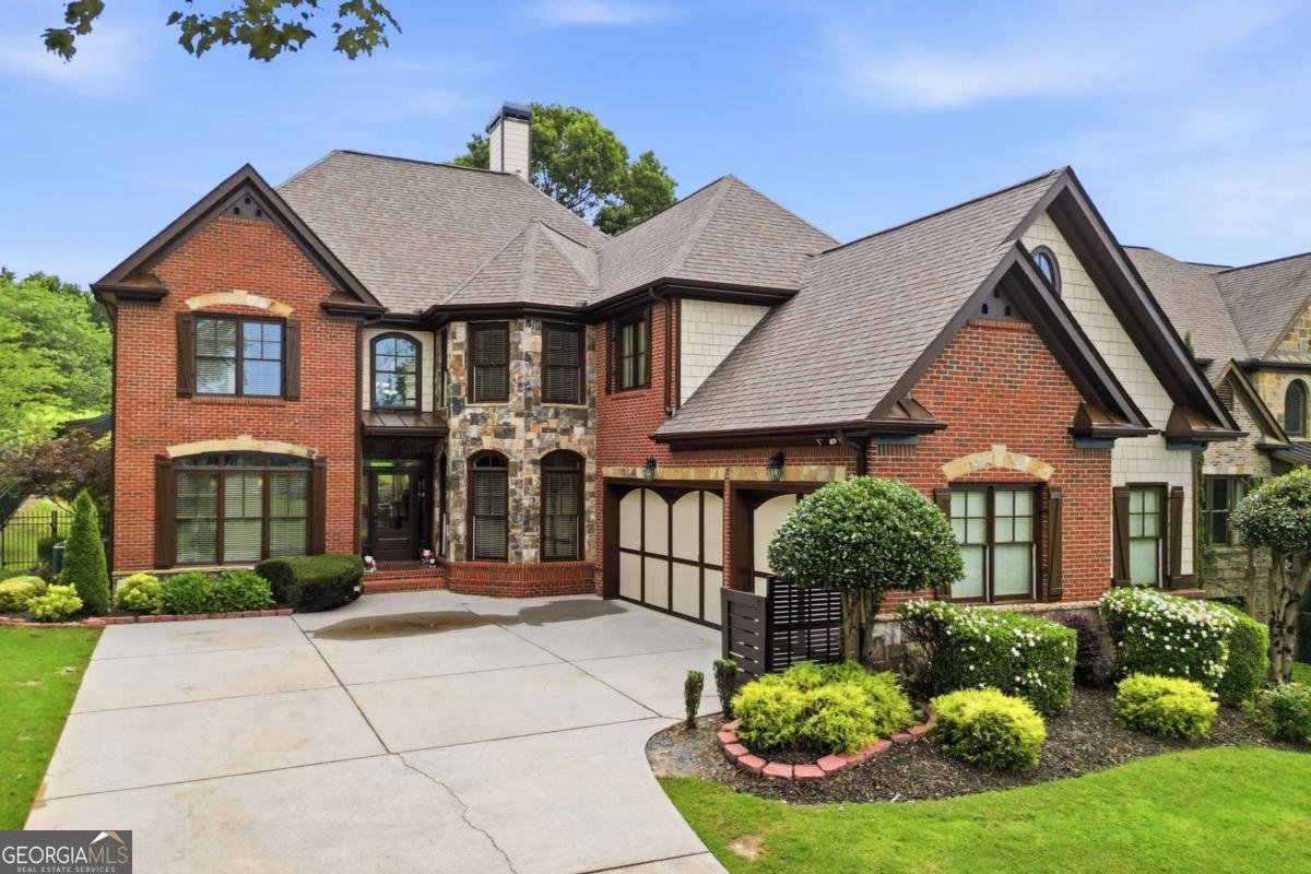 4607 Cardinal Ridge Way Flowery Branch - main photo