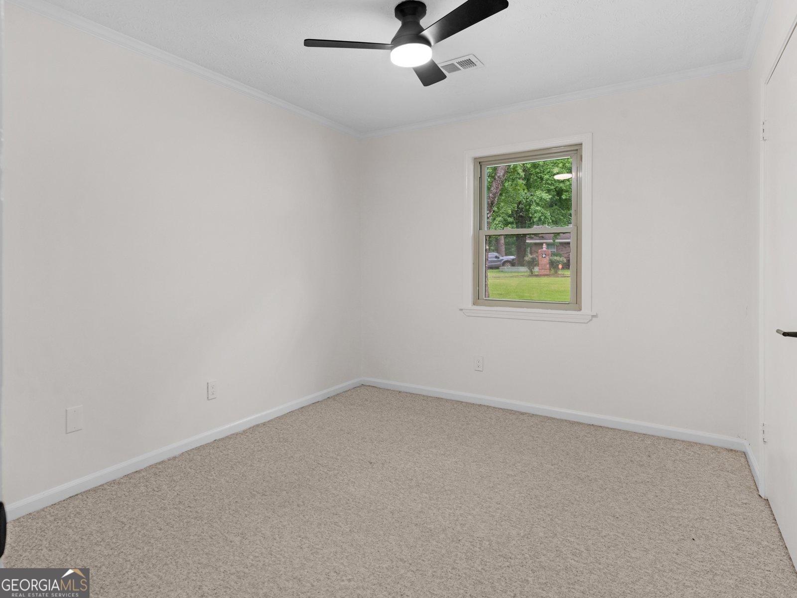 128 Belair Lane Stockbridge - Photo 13