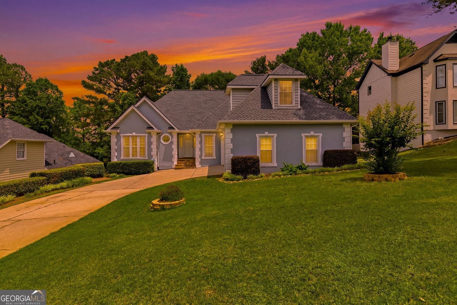 310 Melanie Way Lawrenceville - main photo