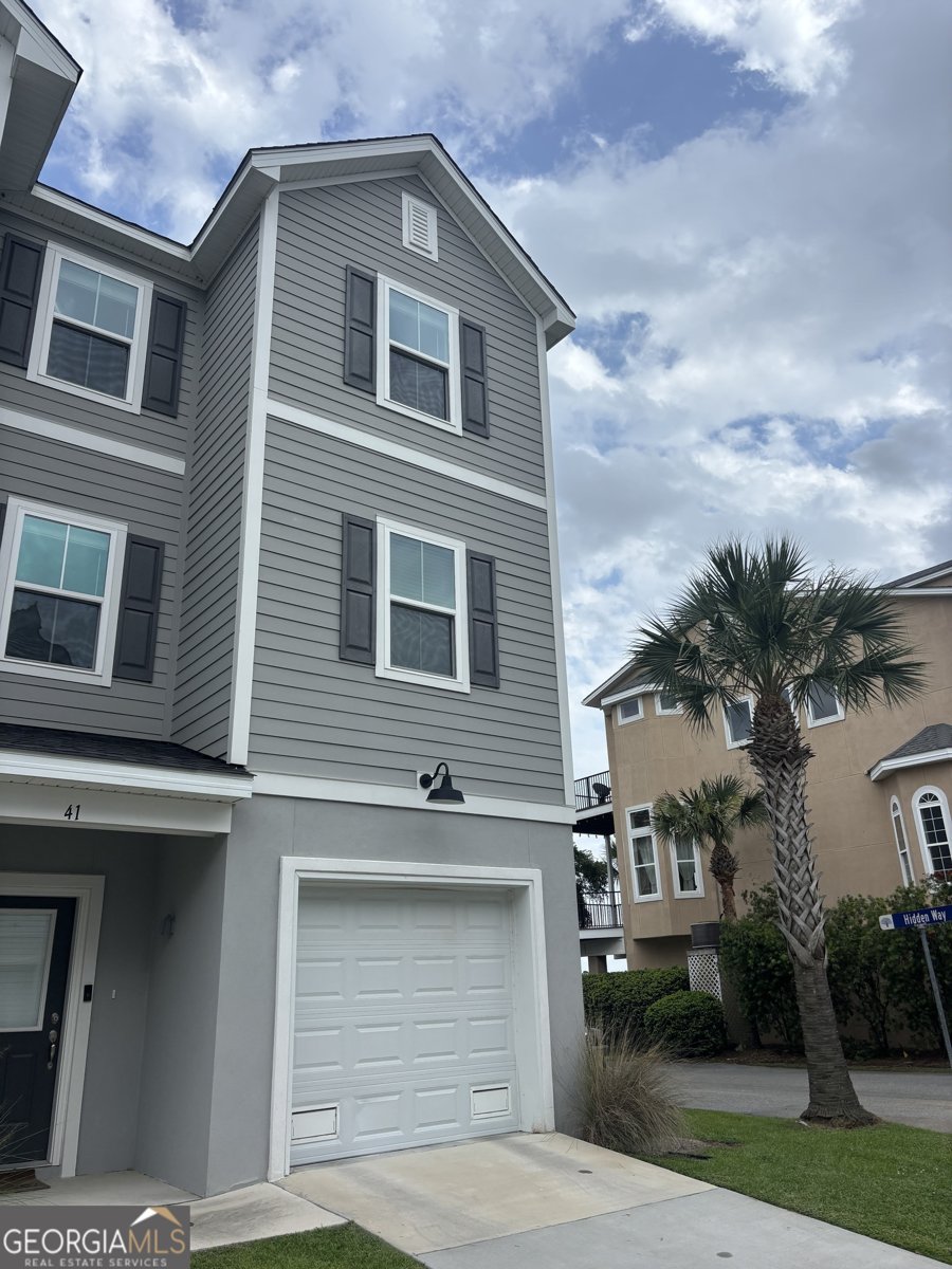 41 Hidden Pointe Drive Savannah - main photo