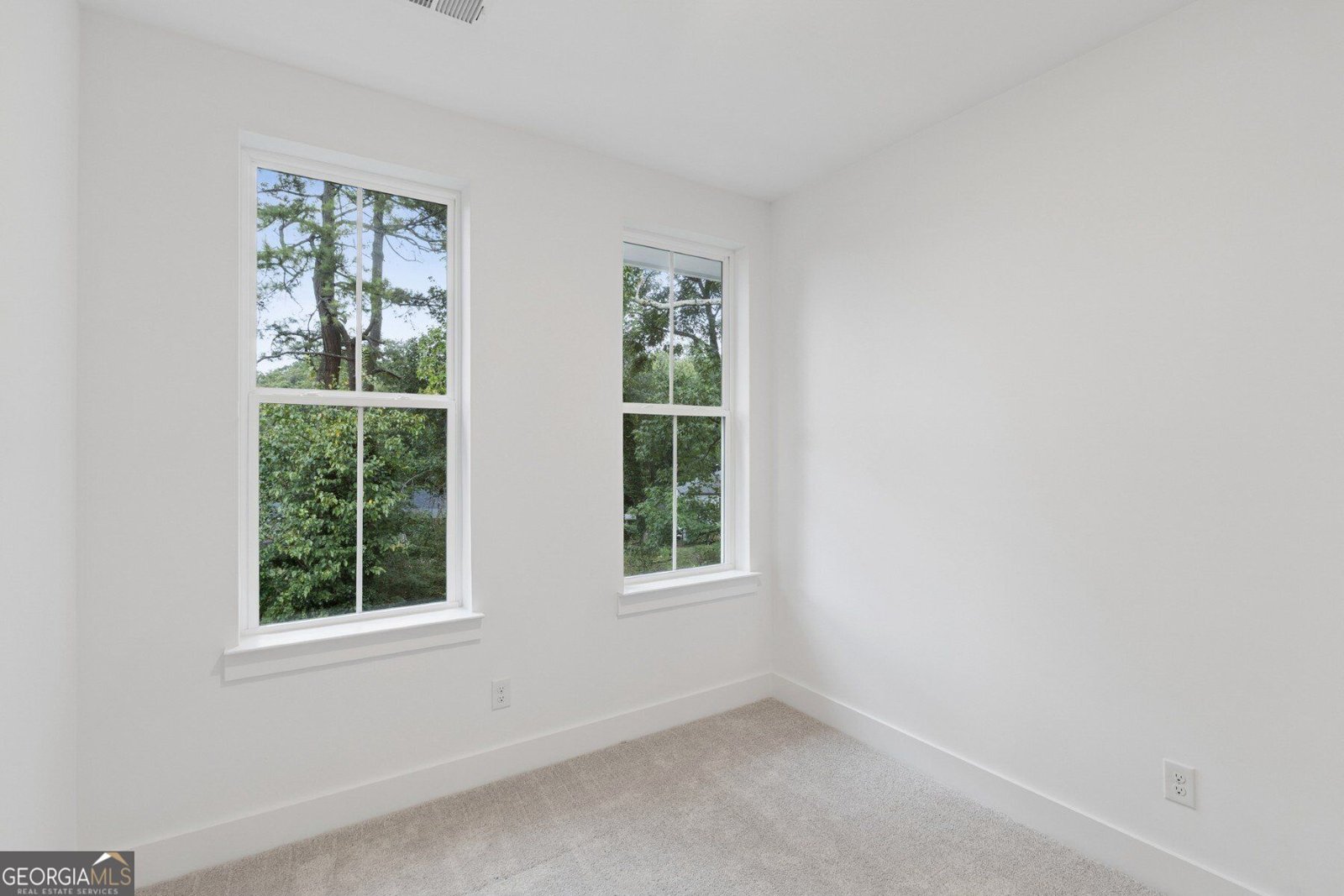 642 Memphis Drive Scottdale - Photo 15