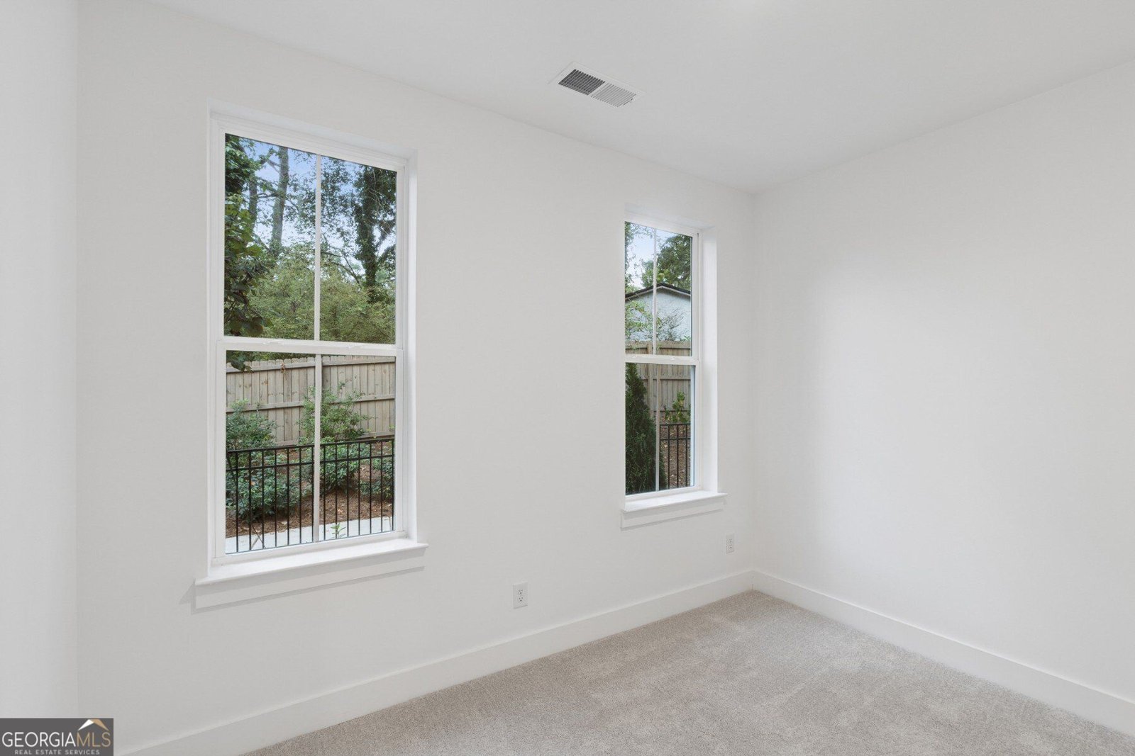 642 Memphis Drive Scottdale - Photo 18