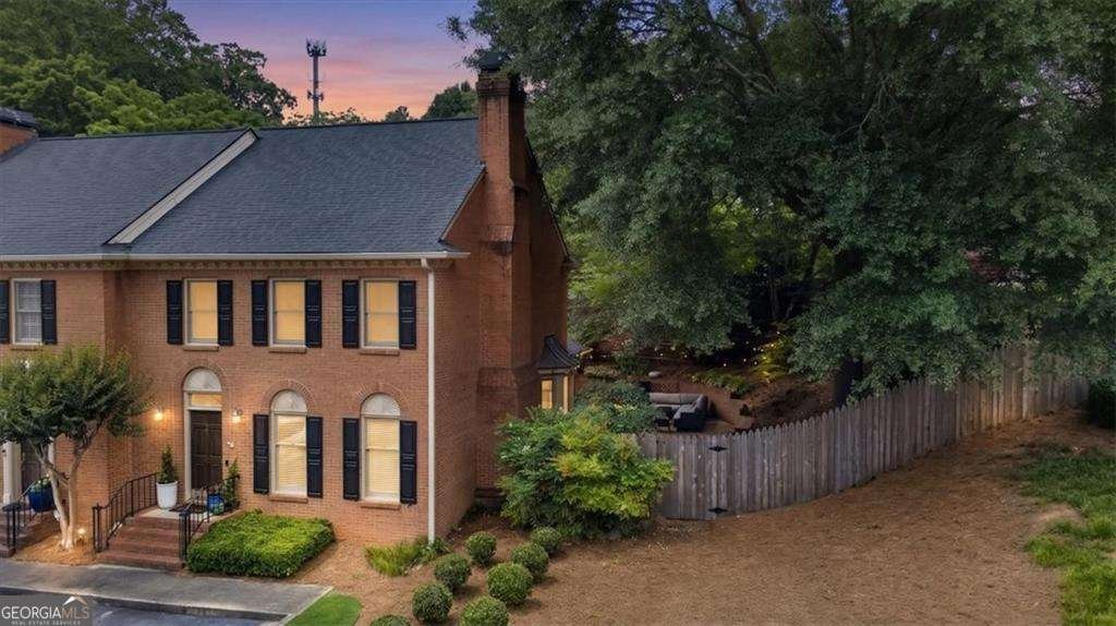 272 Windsor Parkway Atlanta - main photo