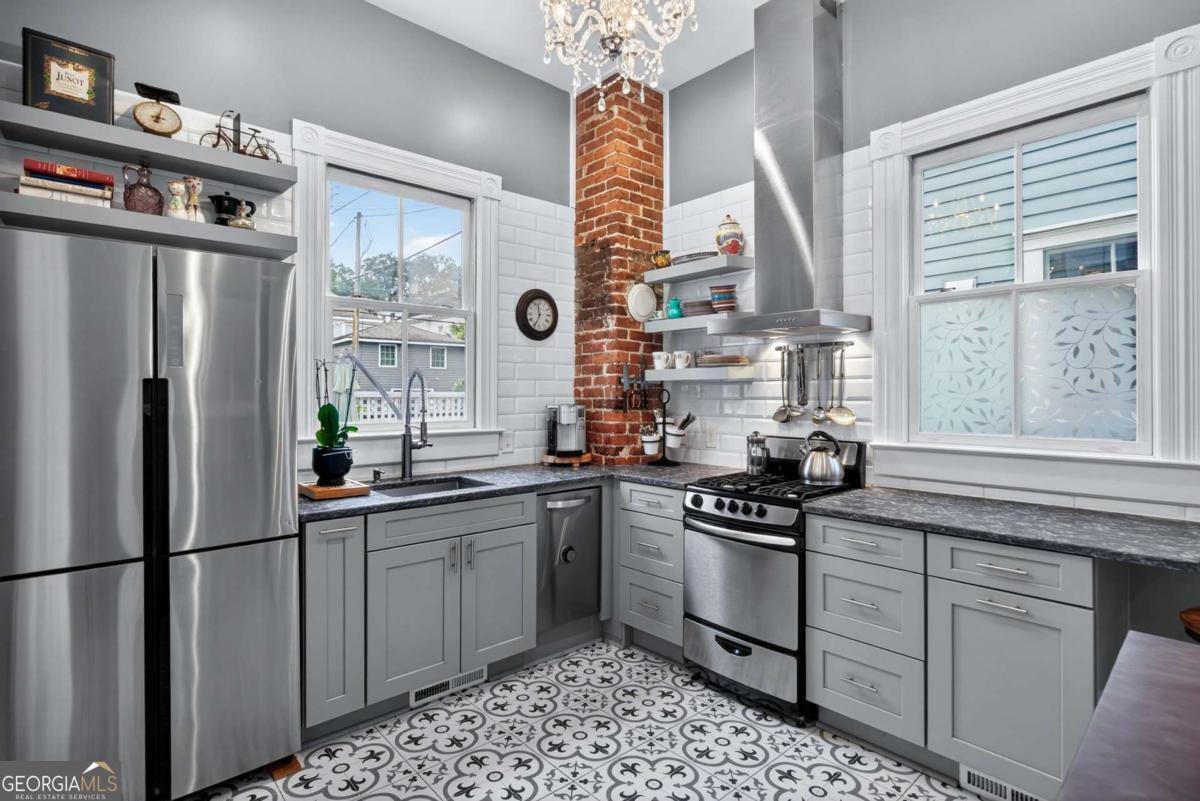 202 32Nd Street Savannah - Photo 18