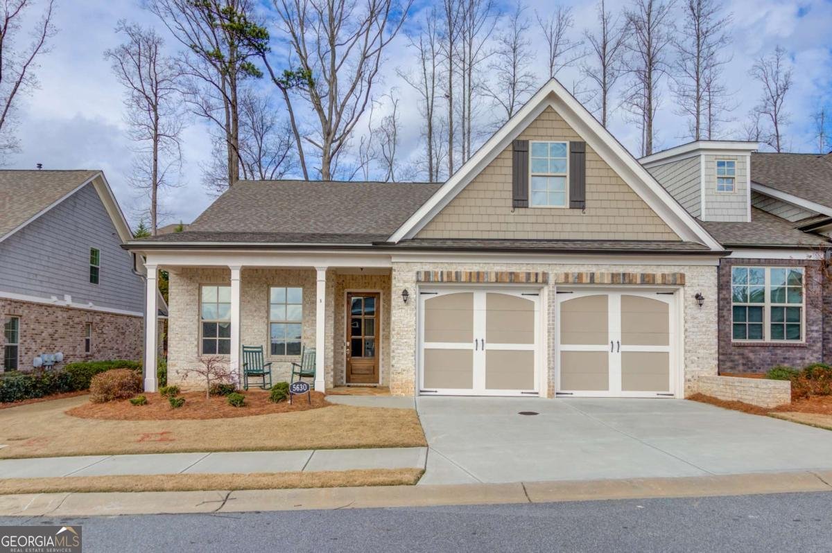 5630 Overlook Club Circle Suwanee - main photo