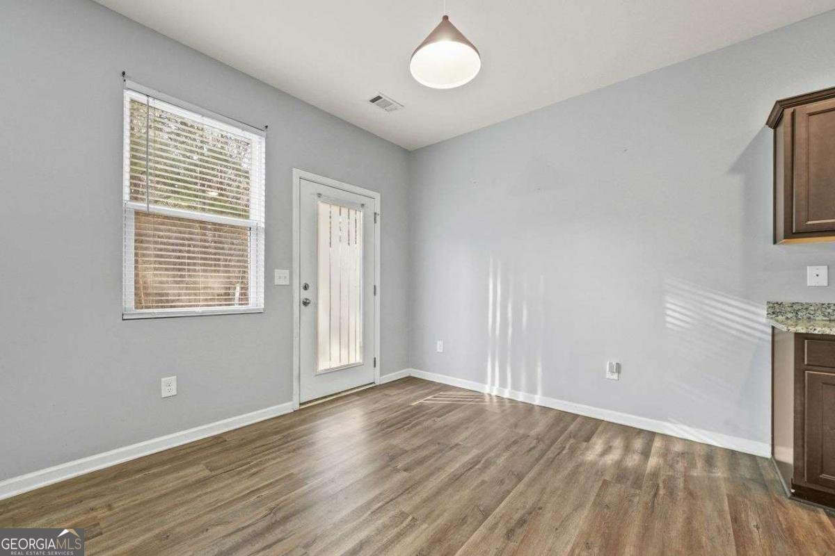 2056 Wildflower Way Conyers - Photo 7