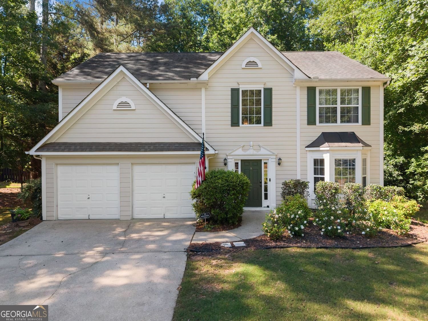 5760 Woodstone Drive Cumming - main photo