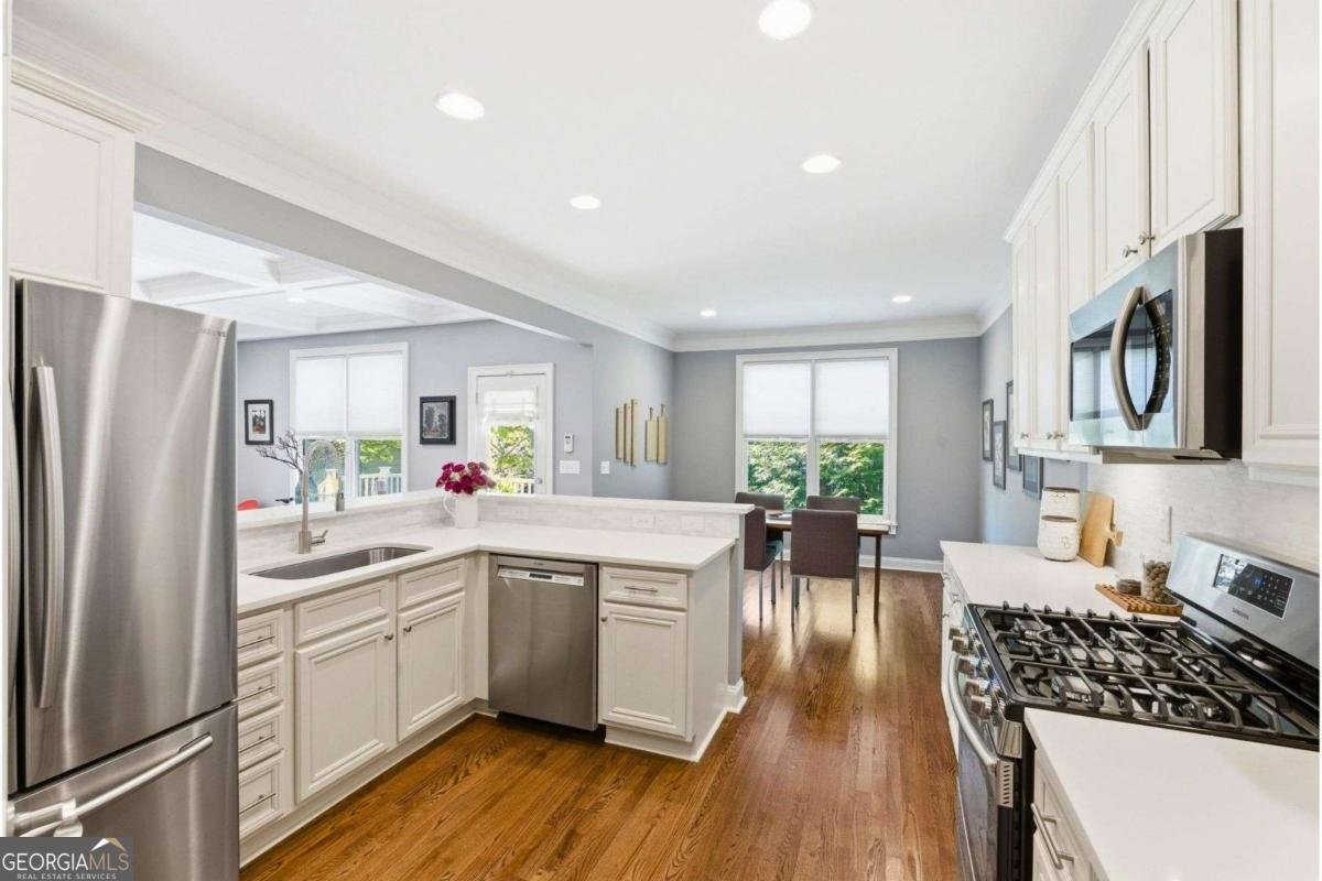 1324 Cambridge Avenue Atlanta - Photo 16