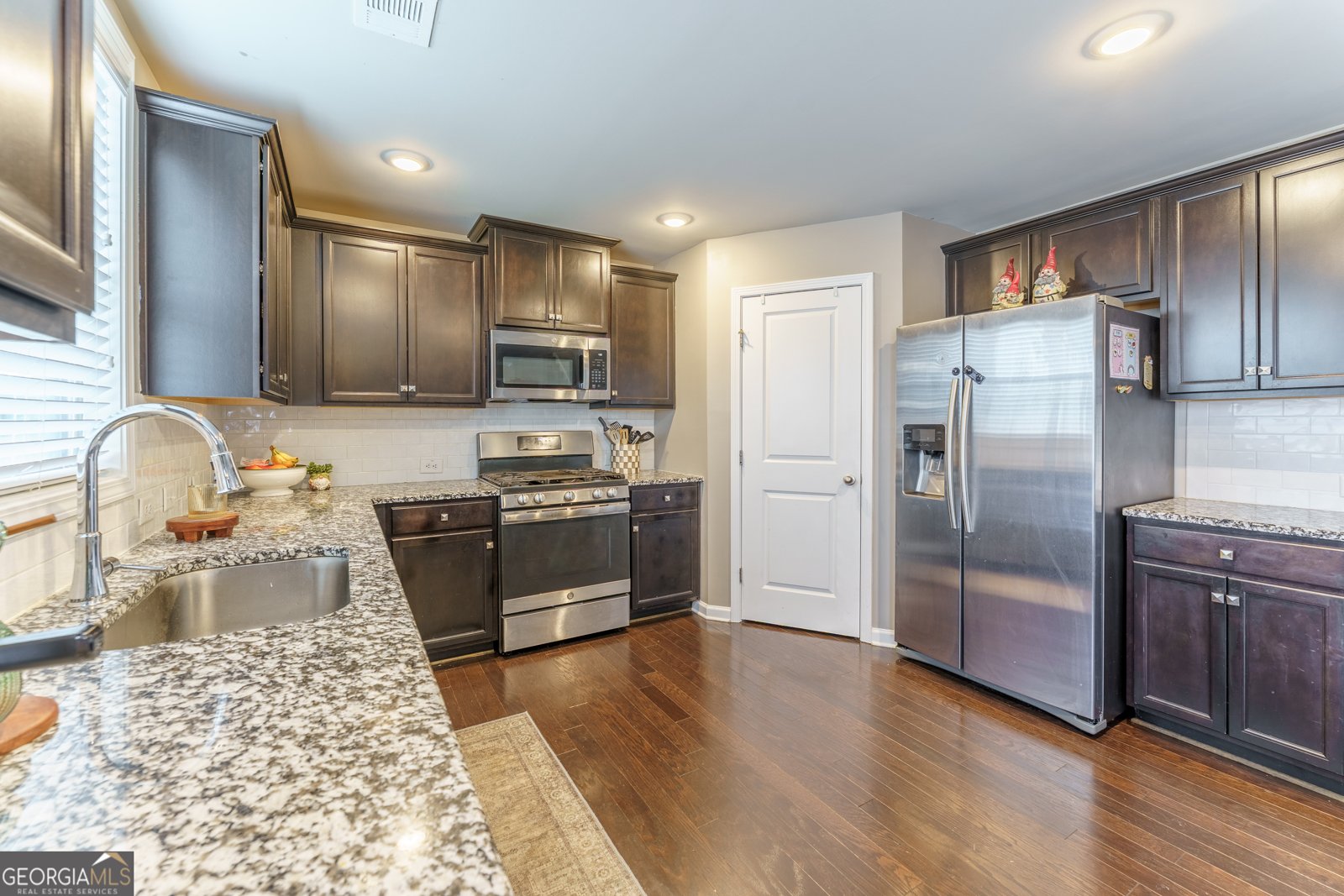 5987 Park Bay Court Flowery Branch - Photo 8