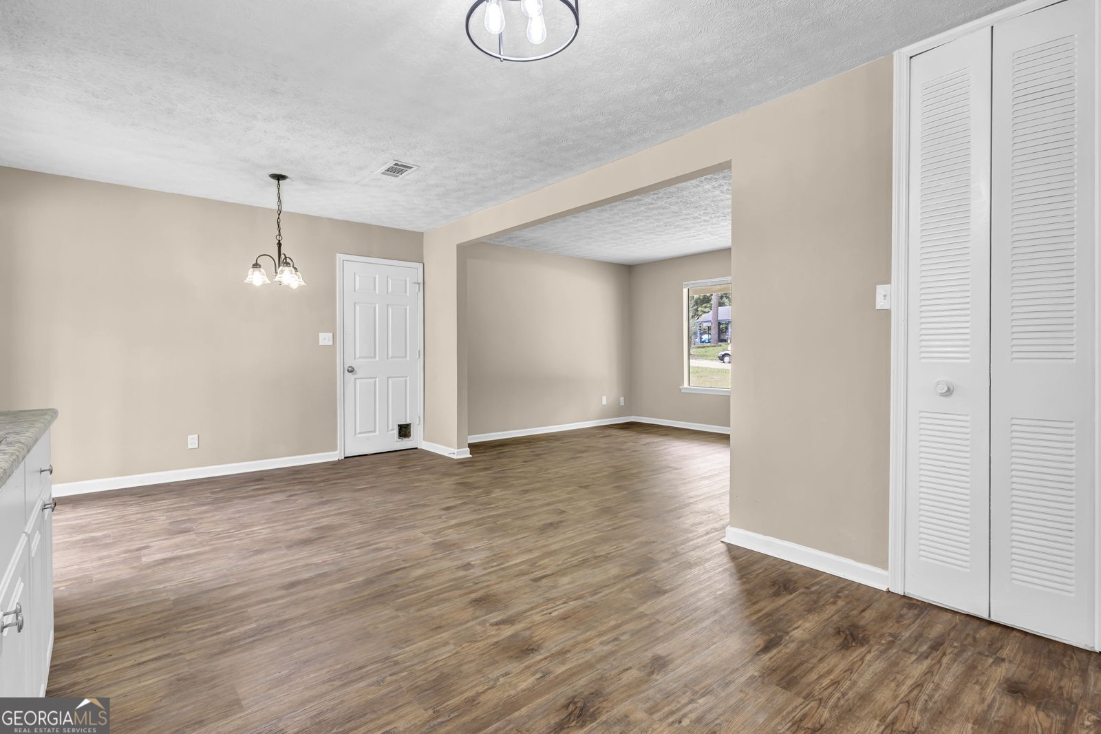 8998 Hurst Court Jonesboro - Photo 11