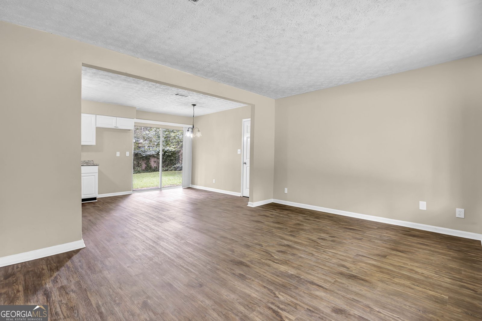 8998 Hurst Court Jonesboro - Photo 13