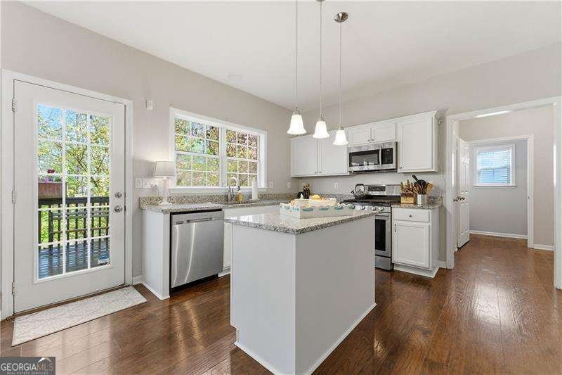 2730 Spindletop Lane NW Kennesaw - Photo 9