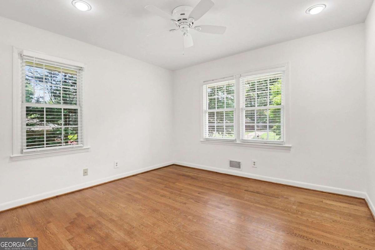 3135 Wanda Woods Drive Atlanta - Photo 16