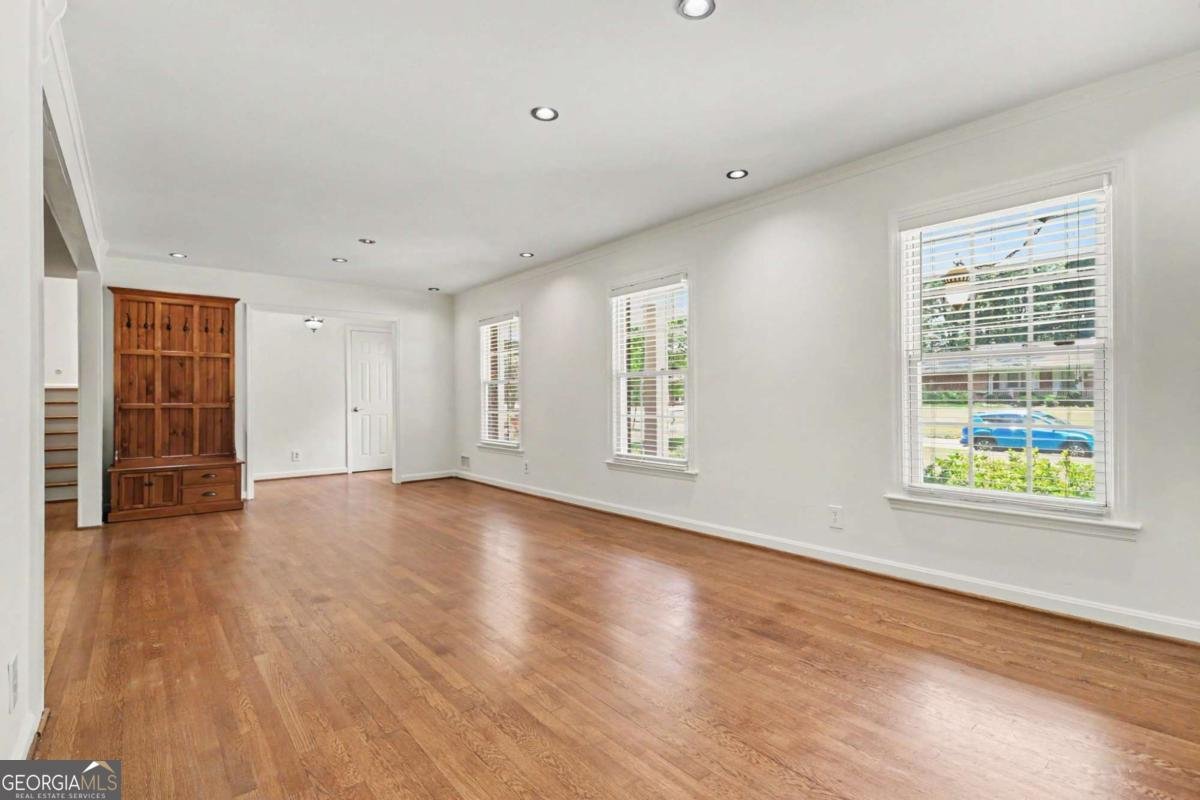 3135 Wanda Woods Drive Atlanta - Photo 6