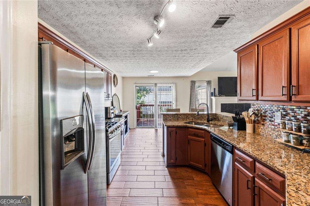 242 Birch Circle Riverdale - Photo 15