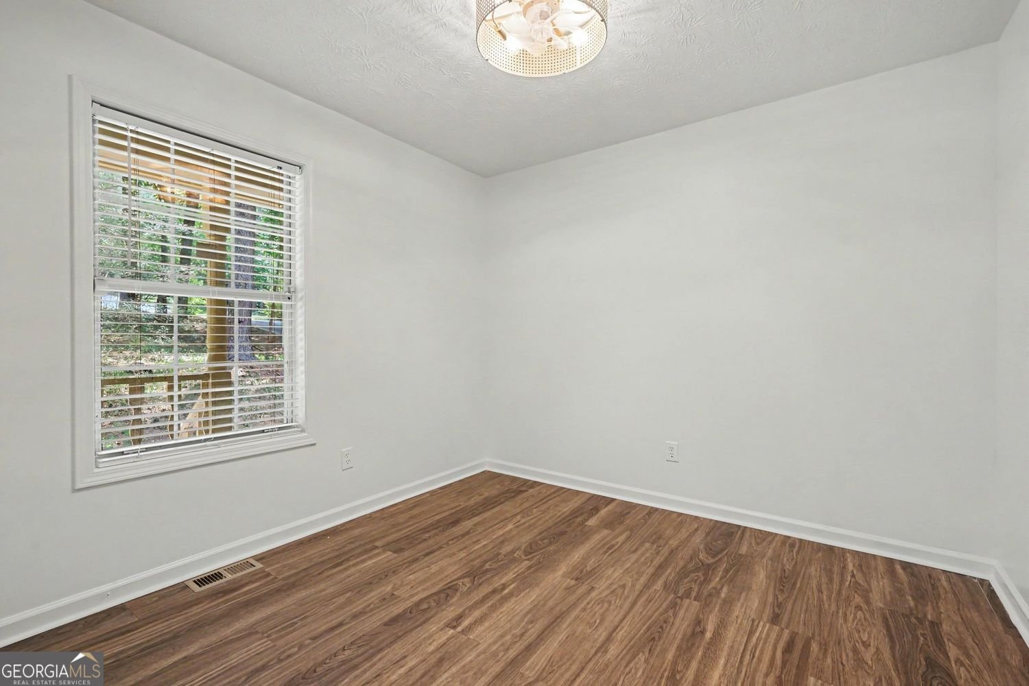 4827 Oakwood Court Loganville - Photo 19
