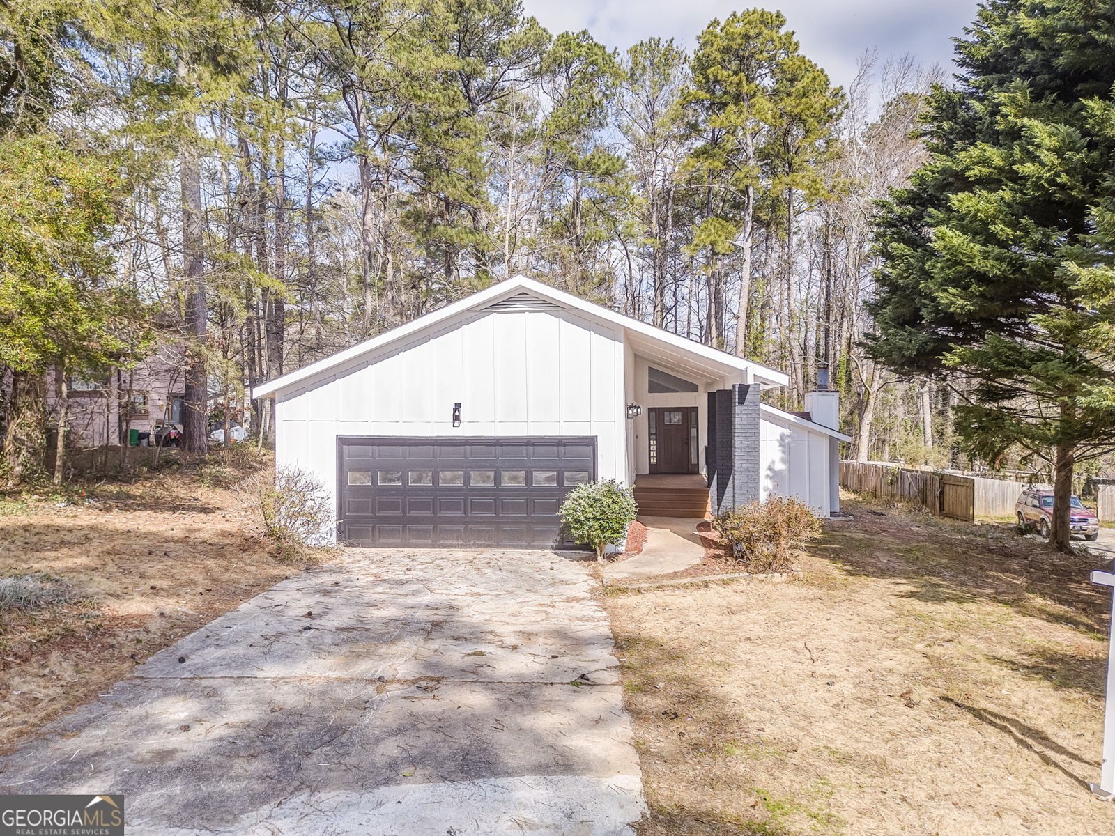 6788 Woodridge Place Douglasville - main photo