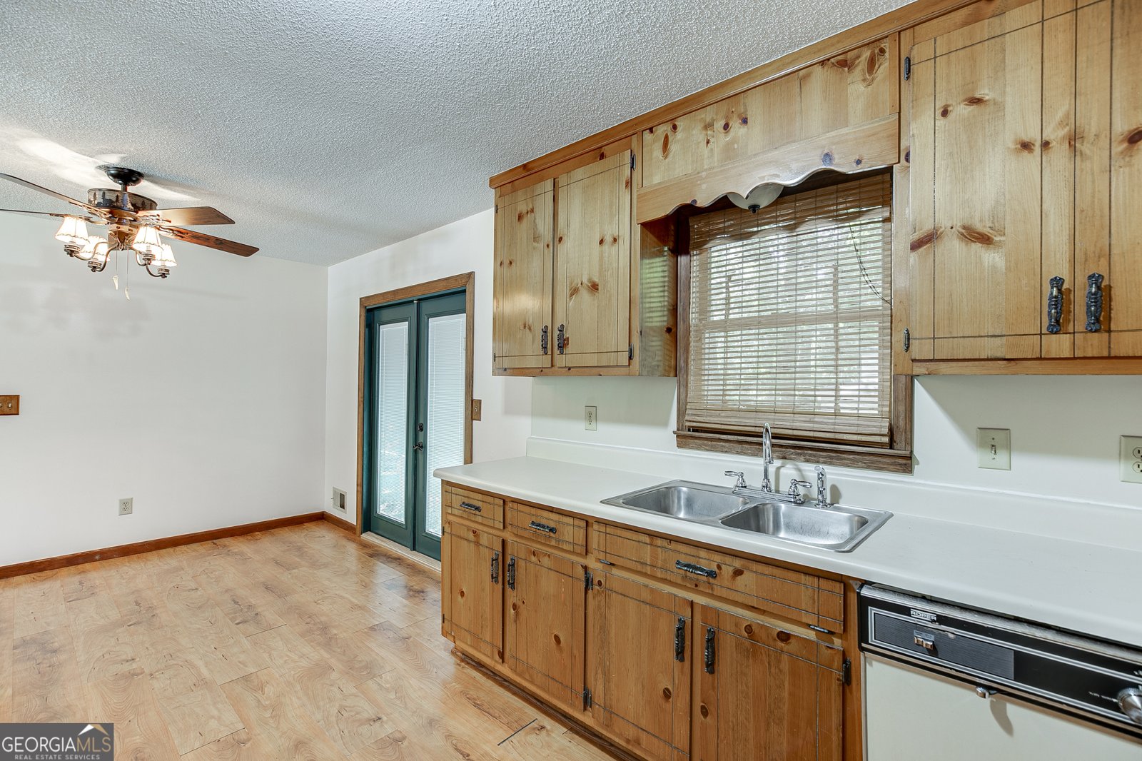 9625 Manor Lane Gainesville - Photo 12