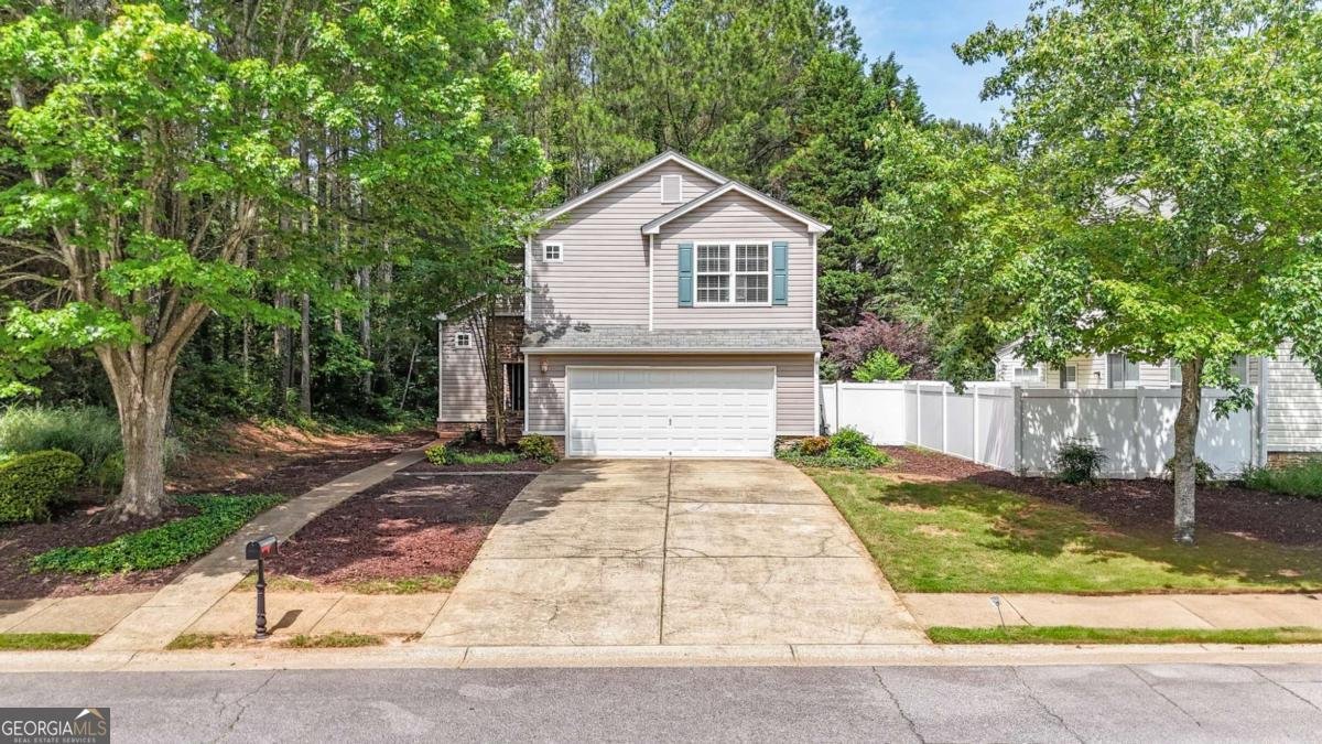 511 Oaks Drive Woodstock - main photo