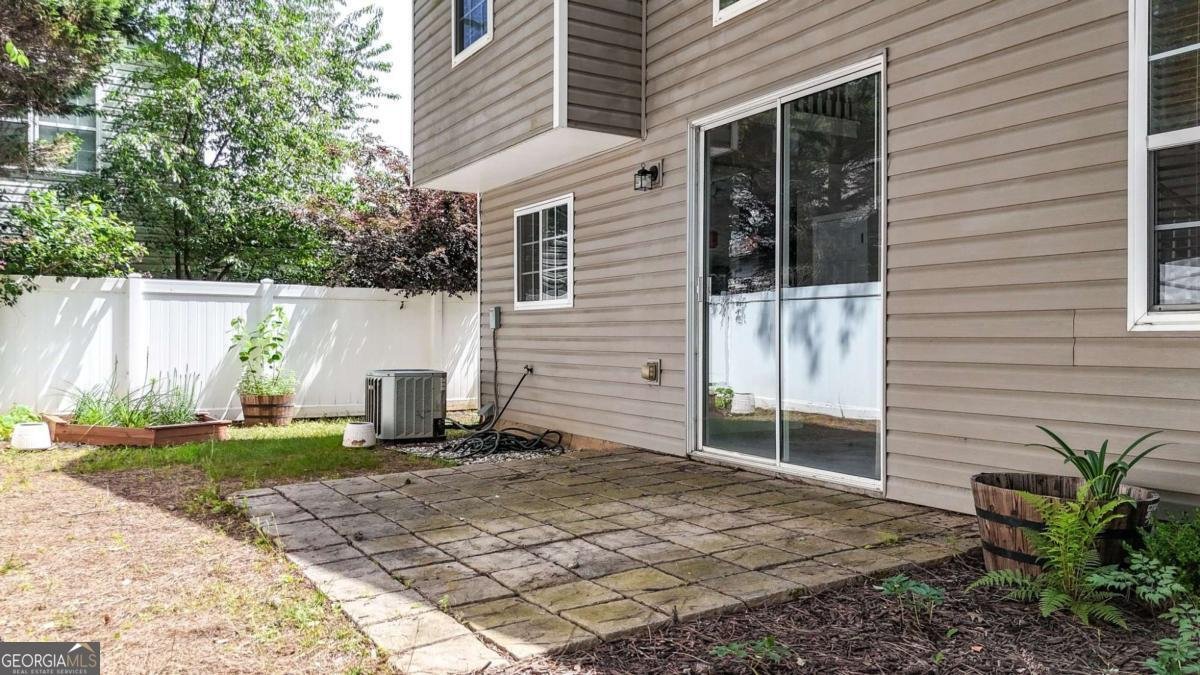 511 Oaks Drive Woodstock - Photo 10