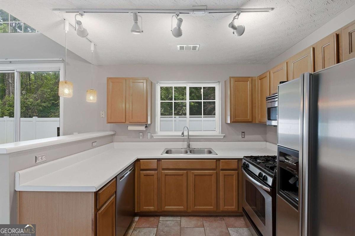 511 Oaks Drive Woodstock - Photo 21