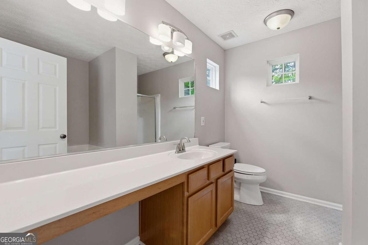 511 Oaks Drive Woodstock - Photo 32