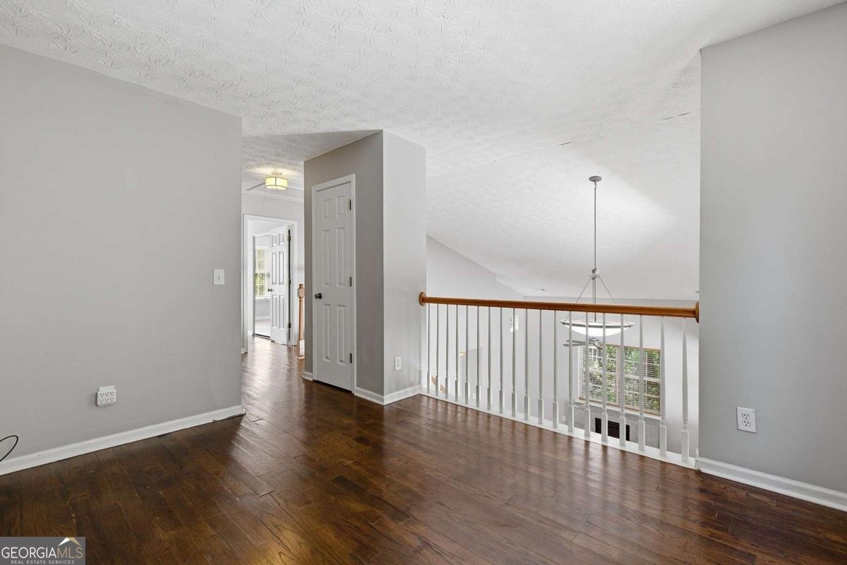 511 Oaks Drive Woodstock - Photo 38