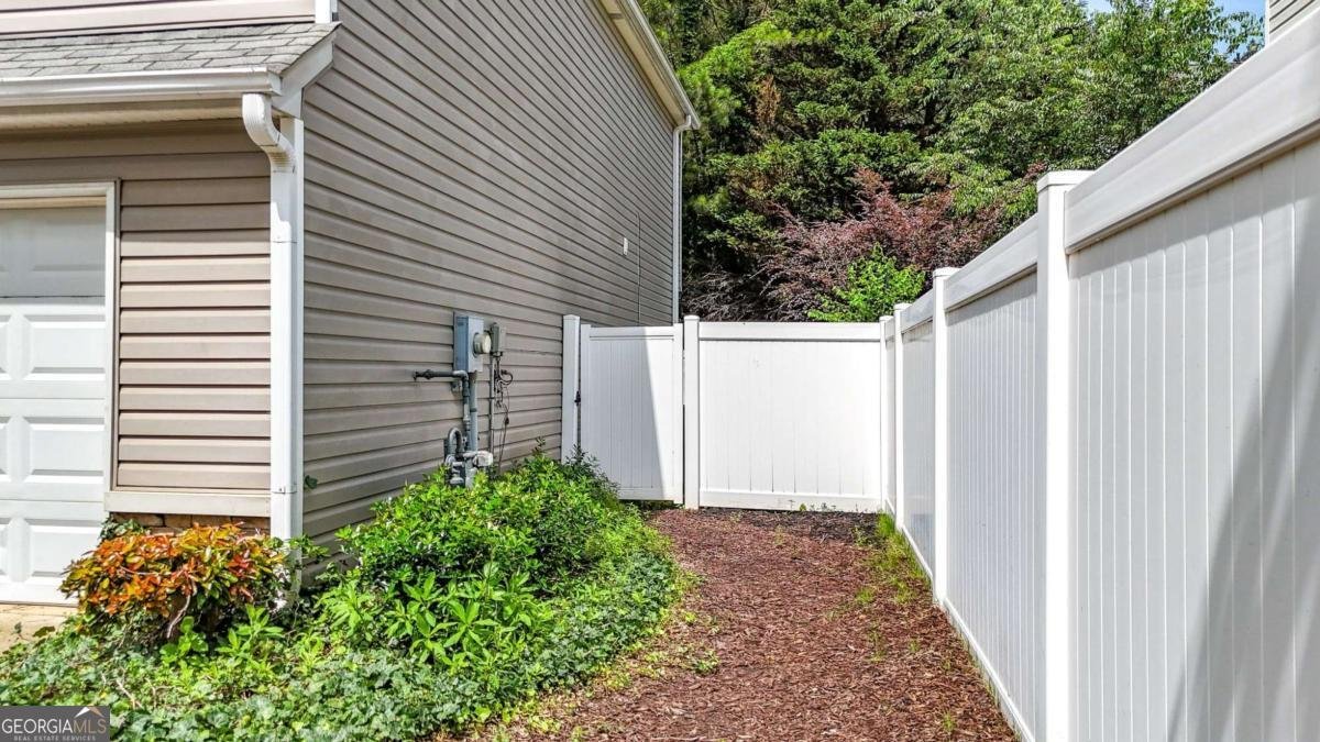 511 Oaks Drive Woodstock - Photo 7