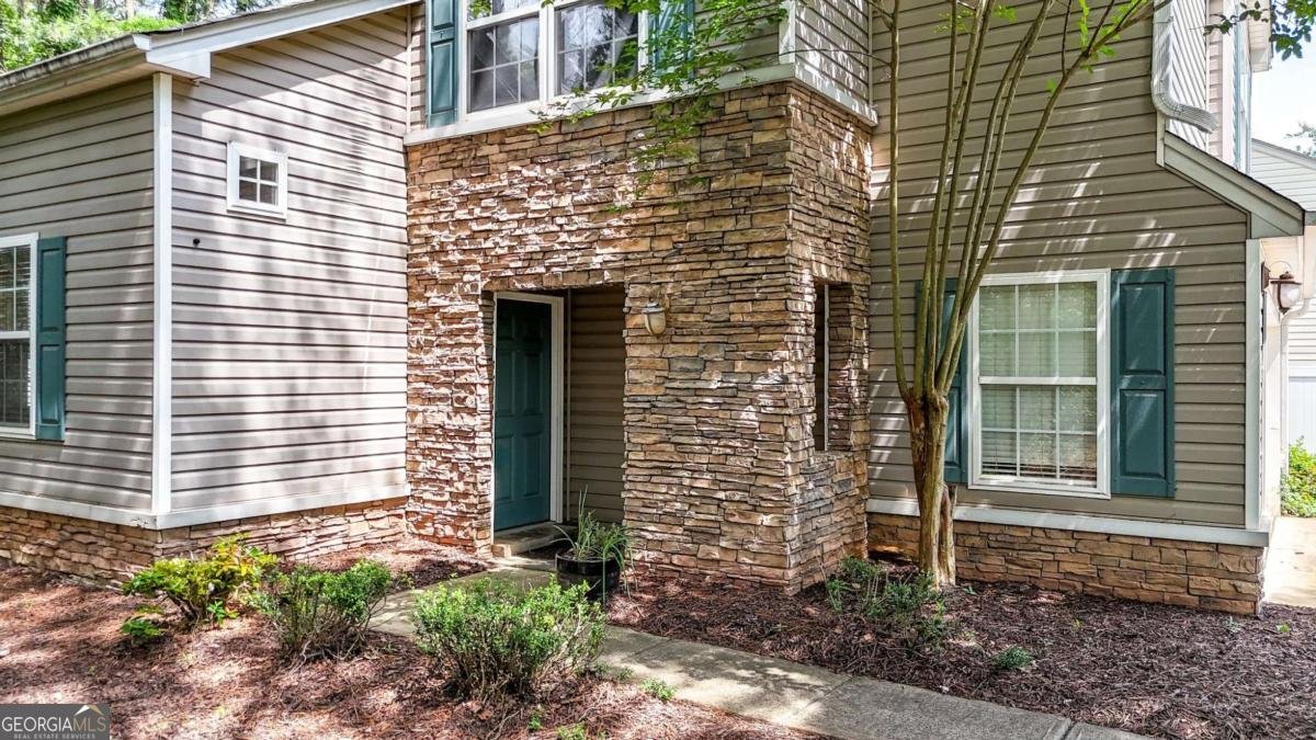 511 Oaks Drive Woodstock - Photo 8