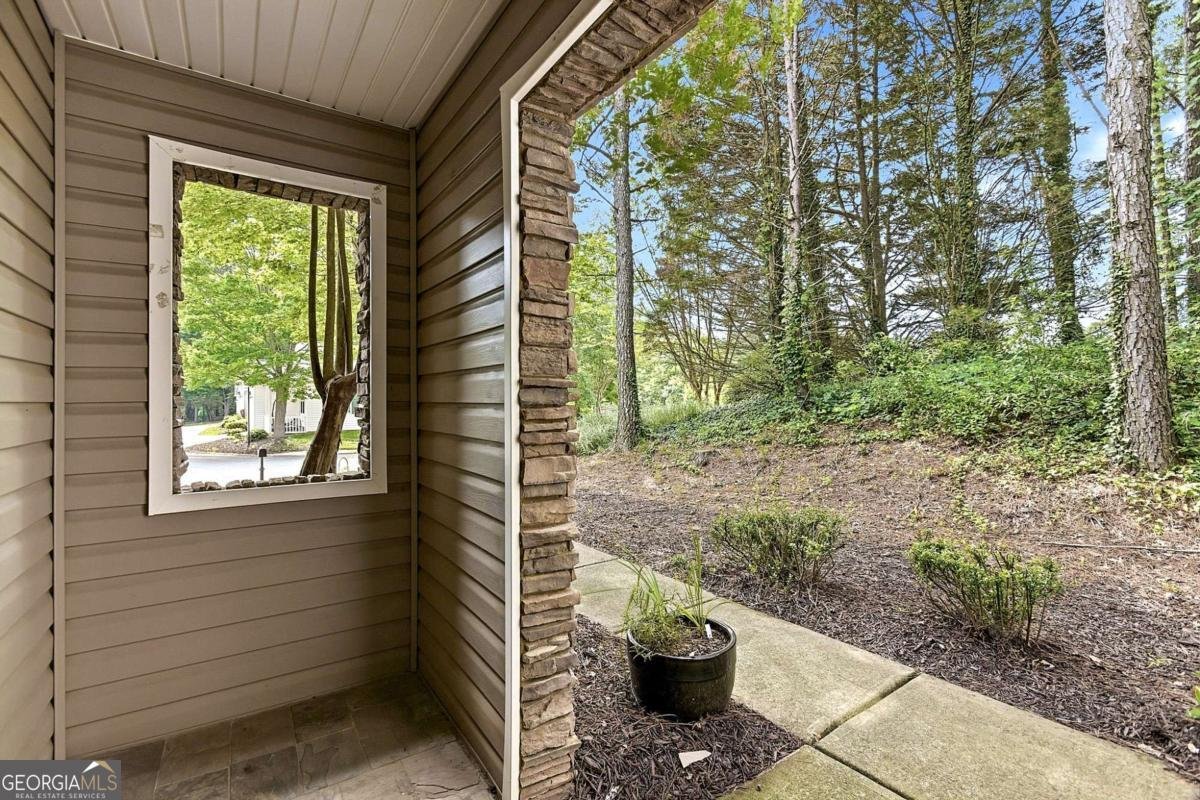 511 Oaks Drive Woodstock - Photo 9