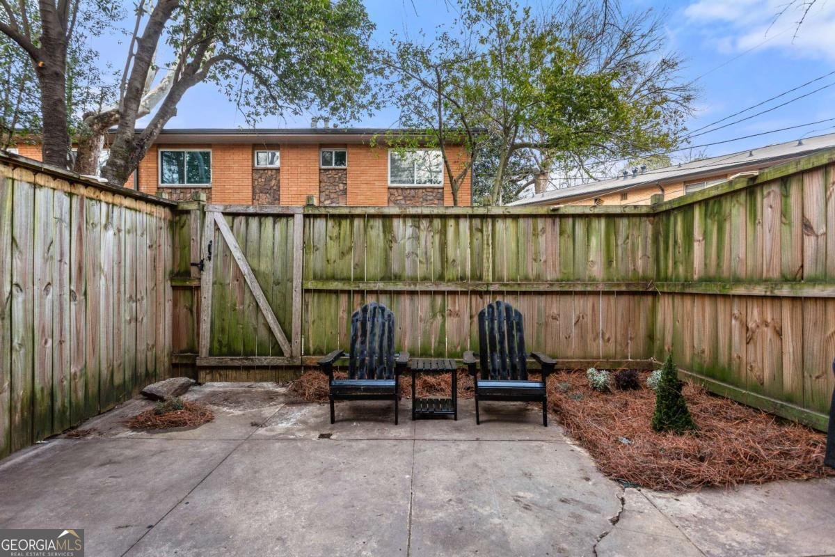 120 Biscayne Drive Atlanta - Photo 17