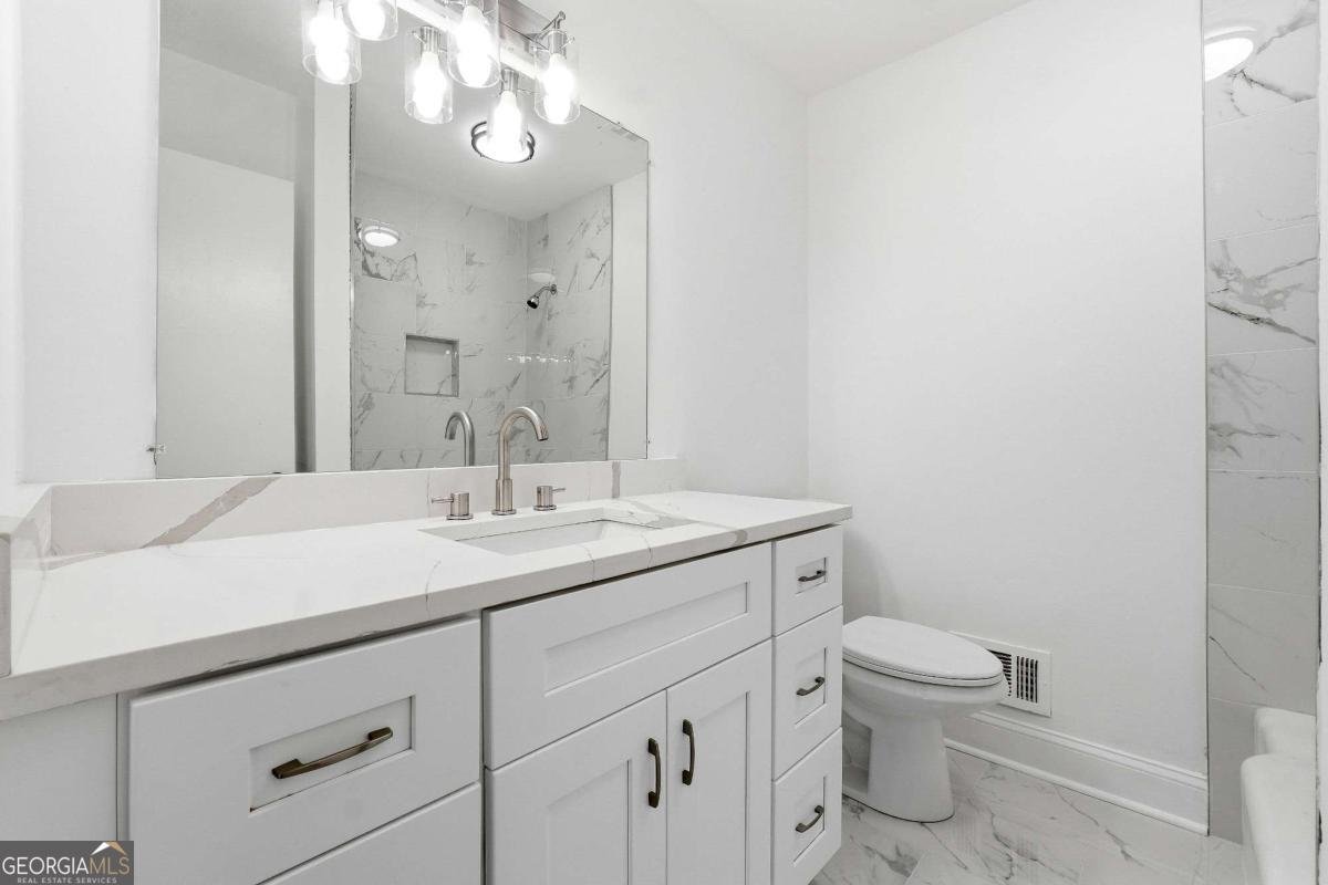 2437 Flair Knoll Drive Atlanta - Photo 12