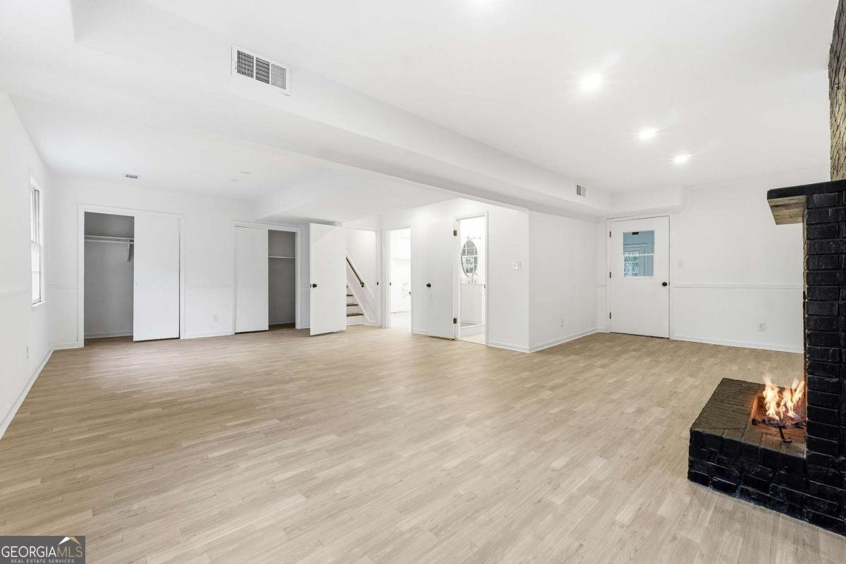 2437 Flair Knoll Drive Atlanta - Photo 18