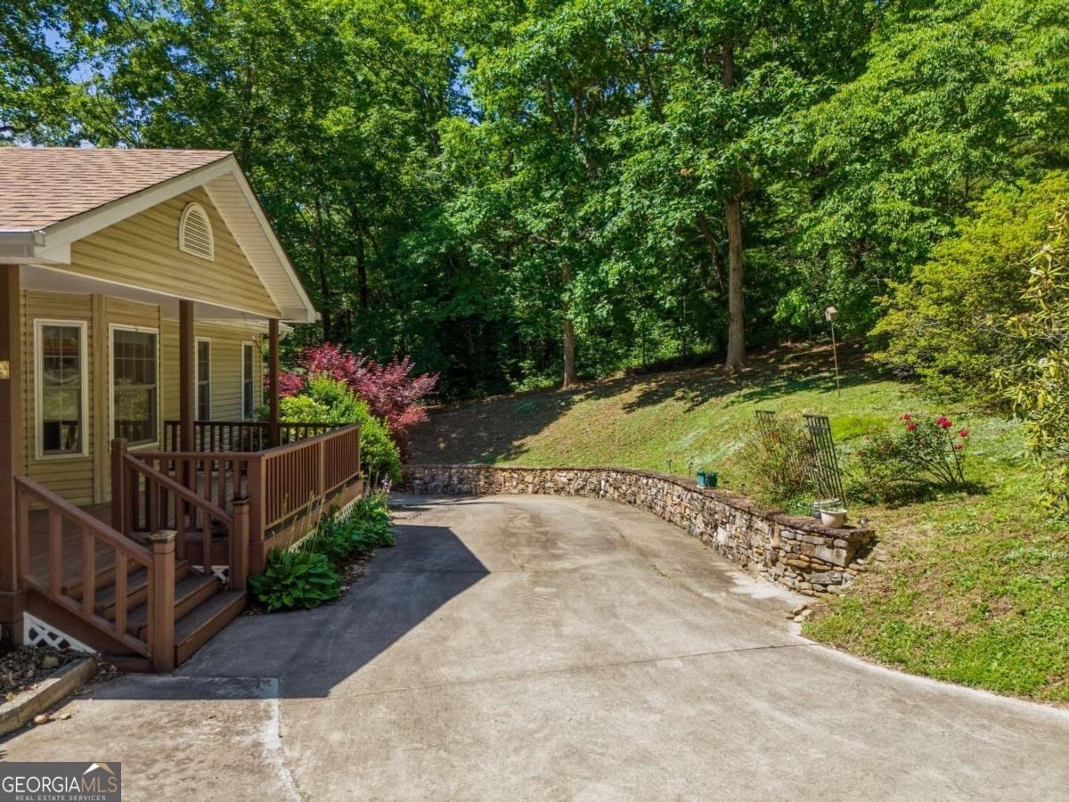 651 Mcridge Road Hiawassee - Photo 9