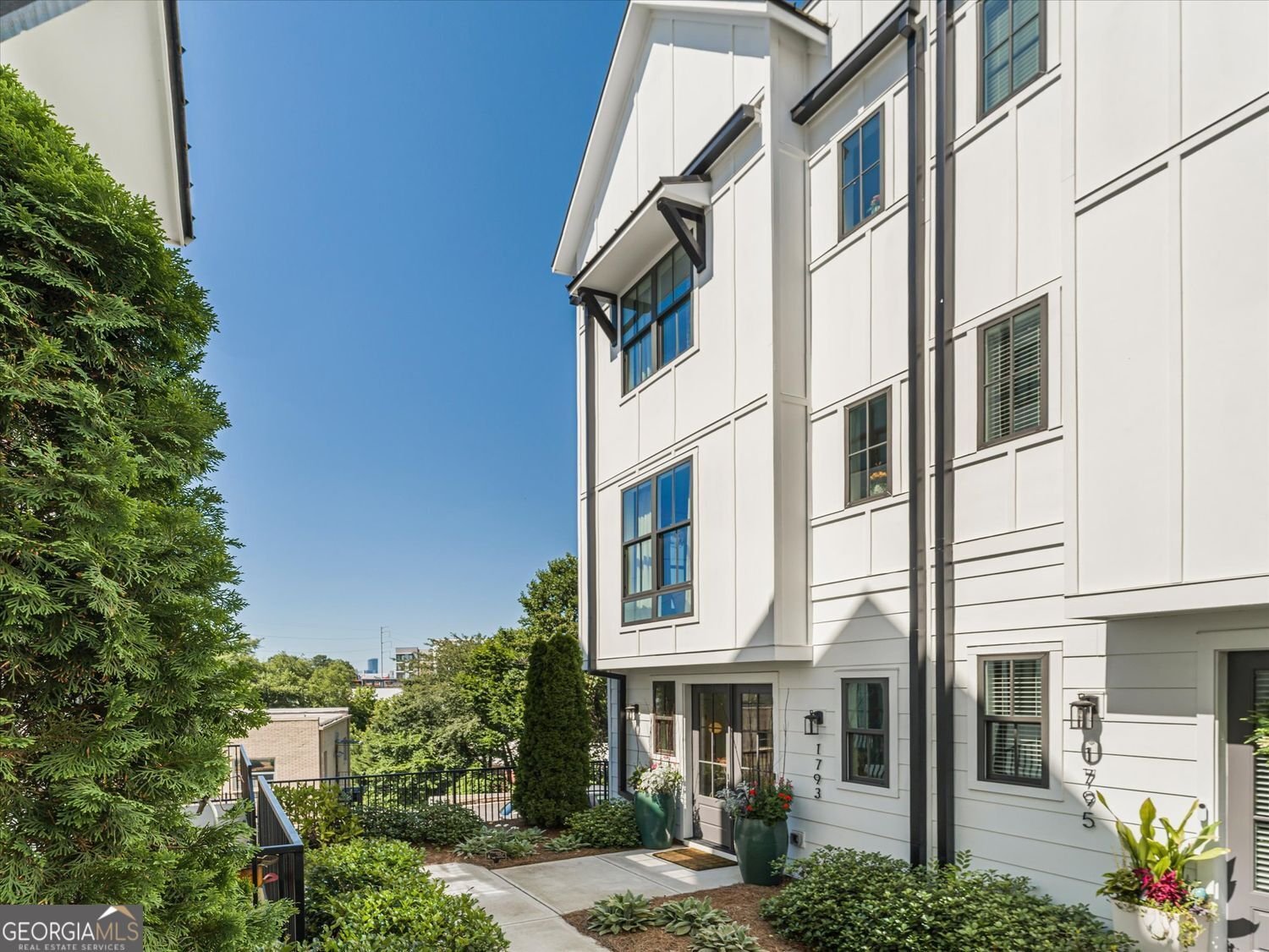 1793 Gotham Lane Atlanta - main photo
