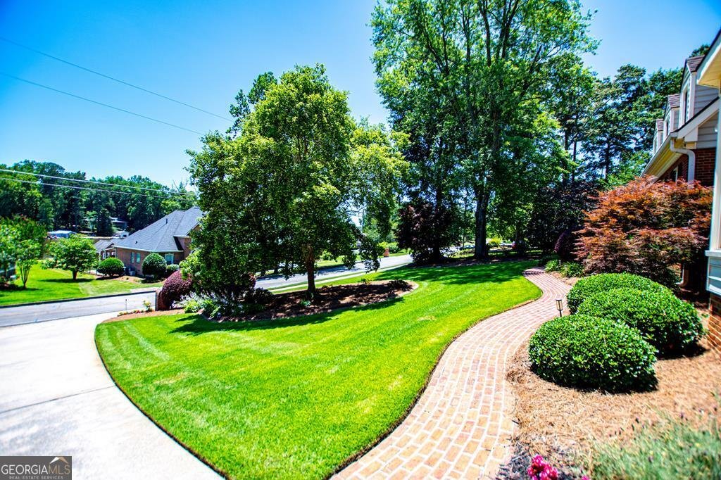 423 Lakeshore Carrollton - Photo 11