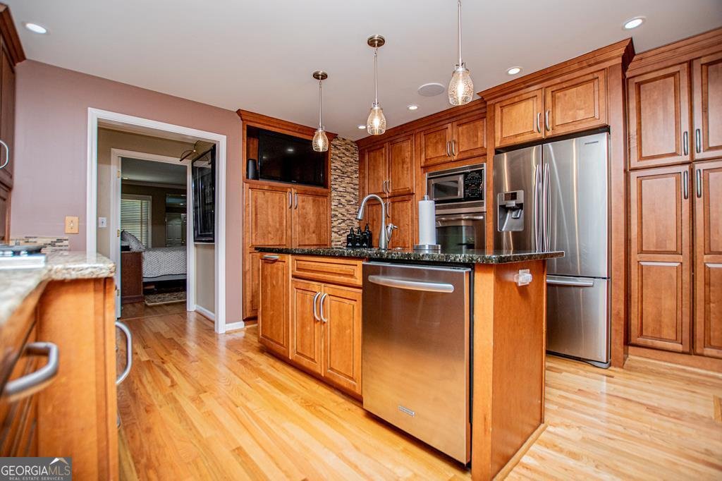 423 Lakeshore Carrollton - Photo 18