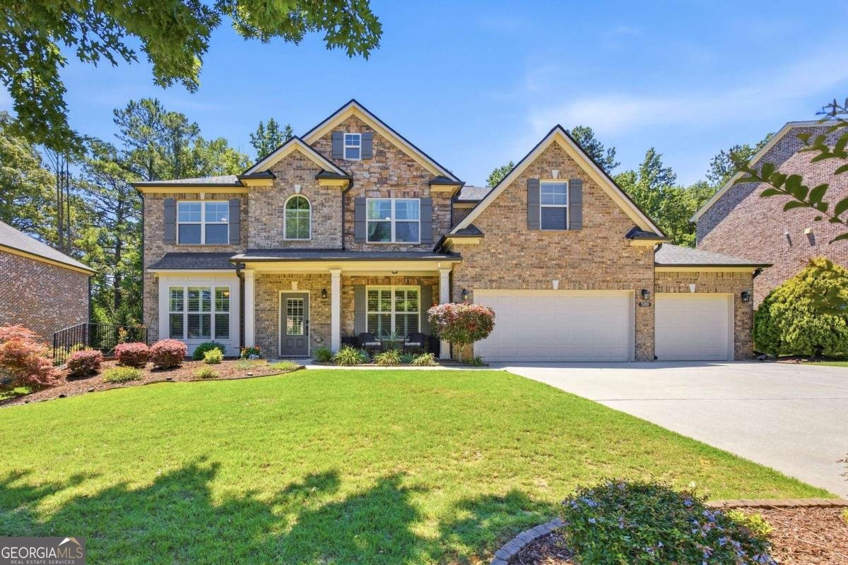 589 Warrenton Run Drive Sugar Hill - main photo