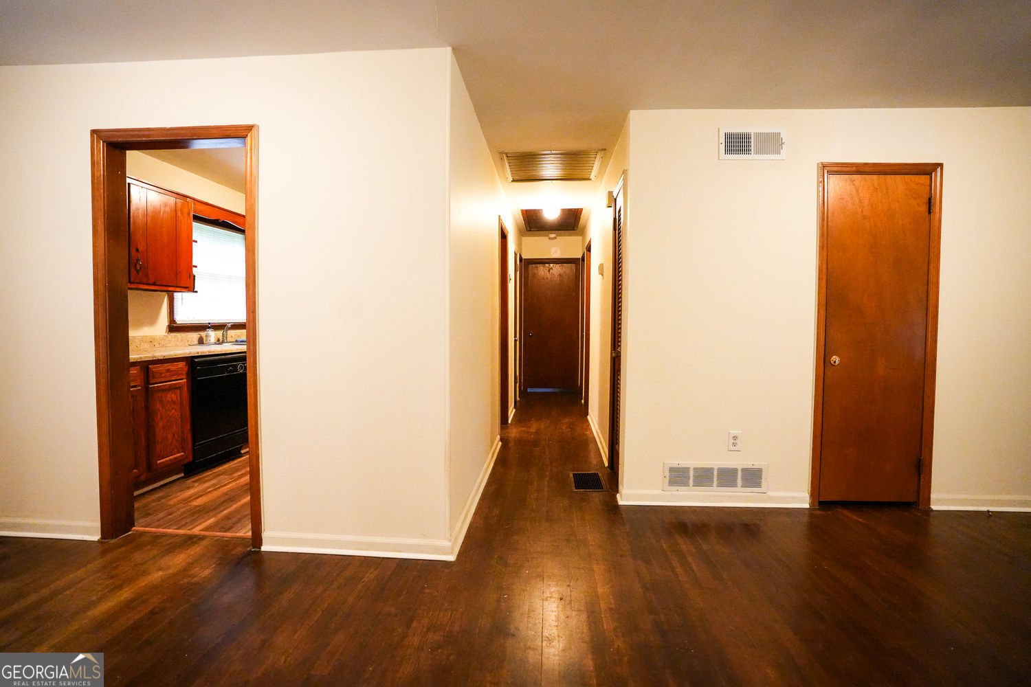7598 Connell Drive Jonesboro - Photo 9