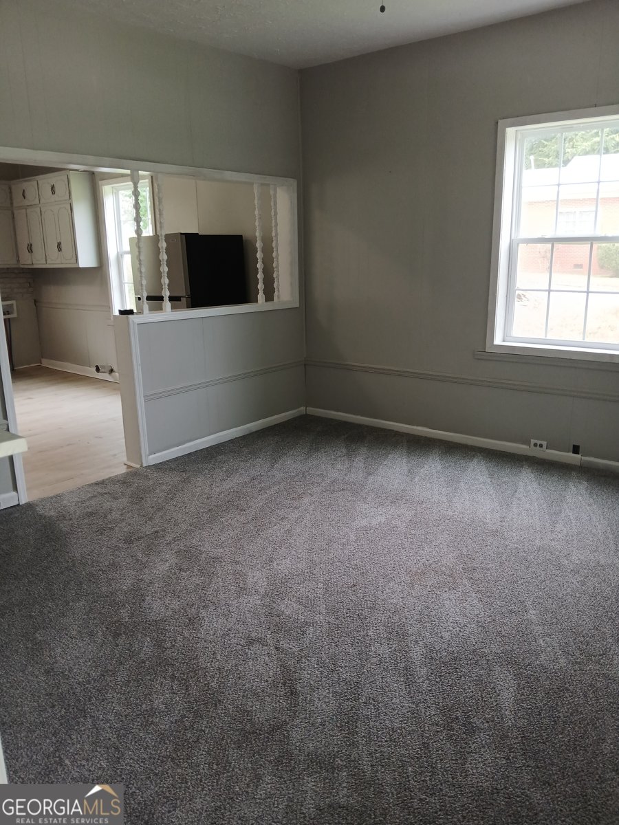 709 Spring Street Valley - Photo 8